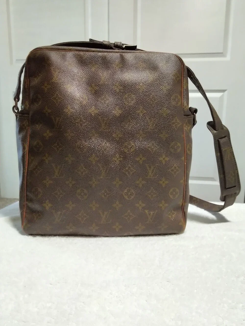 Authentic Louis Vuitton Vintage Monogram Marceau GM Messenger Bag- Early 1980's